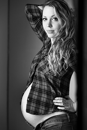 Evelyne pregnant