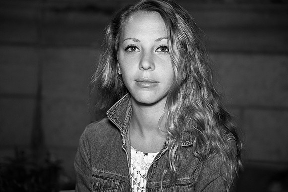 Évelyne